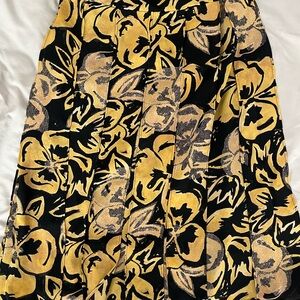 Who What Wear Black and Gold Pleated Midi Skirt